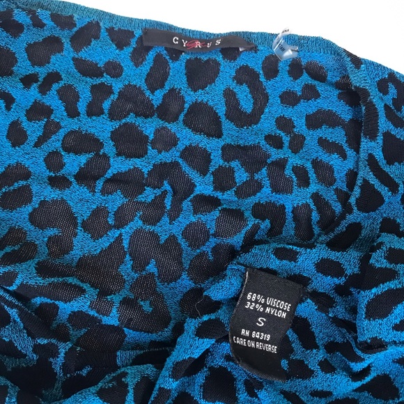 Cyrus Leopard Sheer V-Neck Sweater Top Pullover Belt Buckle Stretch Animal Print - Picture 8 of 12
